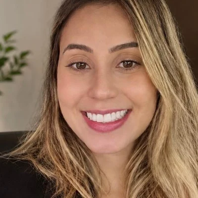 Dra. Iviny Vitória Andrade Lopes